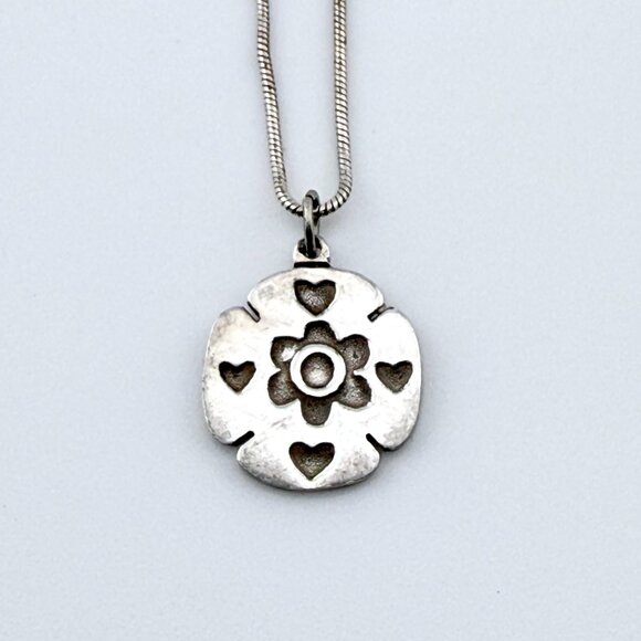 Vintage Mexican Sterling Silver Heart & Flower Pendant Necklace – 17” Italian Ch - Picture 11 of 12